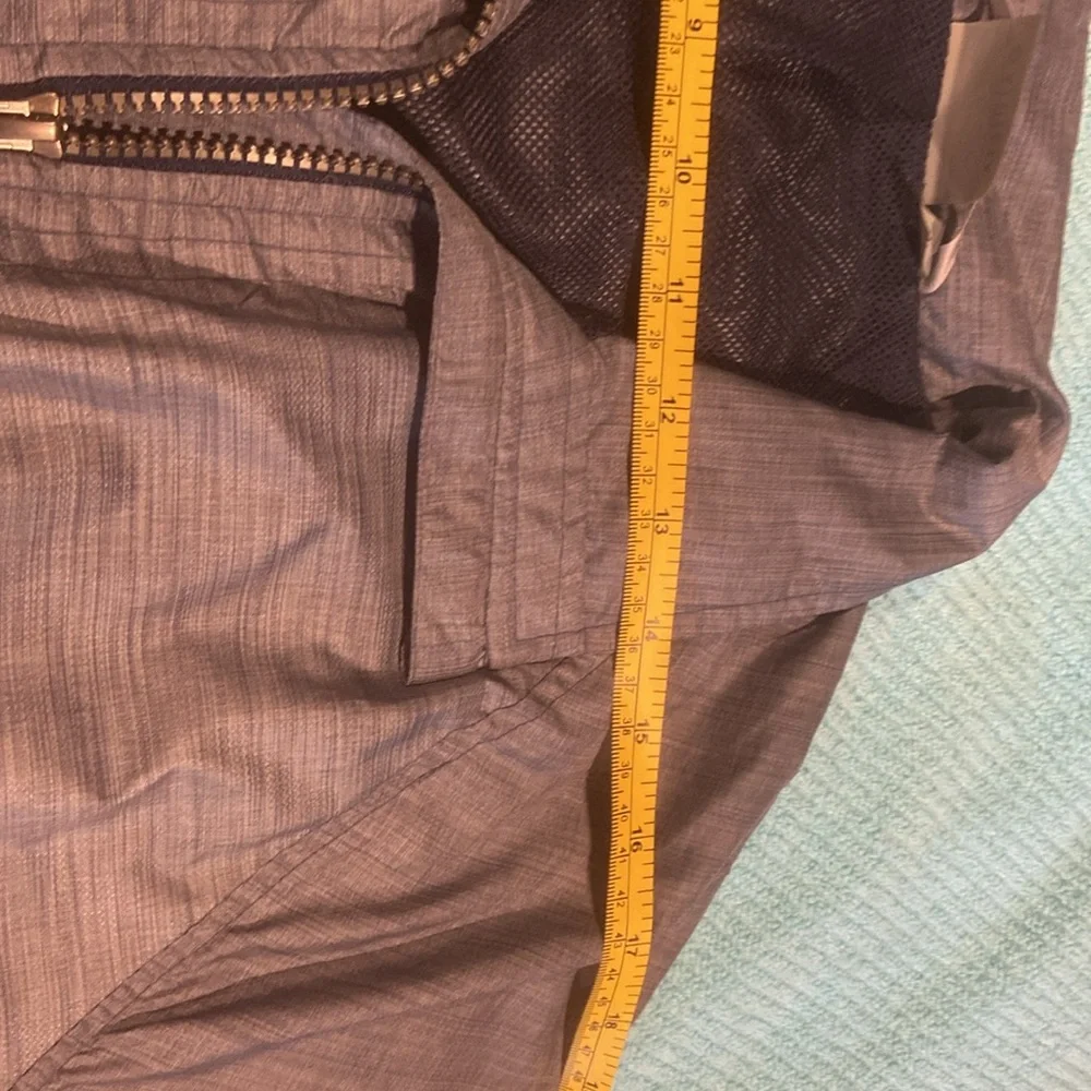 Athleta City Chic lightweight rain Jacket - Picture 13 of 16